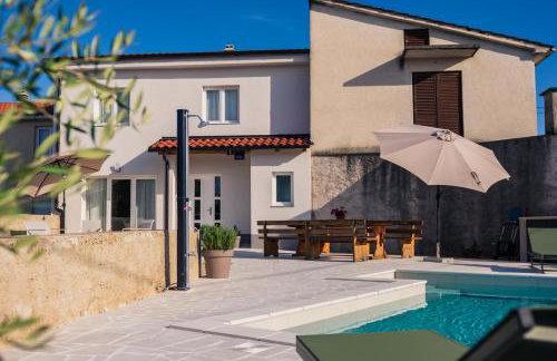 Villa Pietra - Photo 3