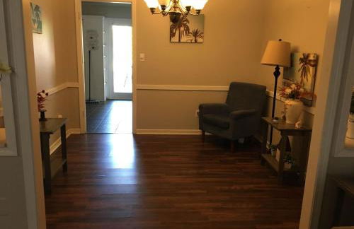 Enchanting Forestwood Retreat - Foto 53