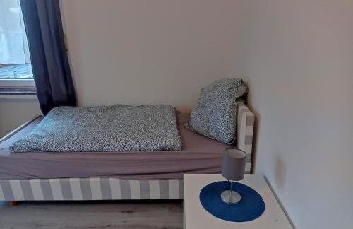 Work and Stay Sundern-Allendorf Modernisierte Unterkunft mit 5 Betten plus Schlafcouch mit Balkon - Foto 36