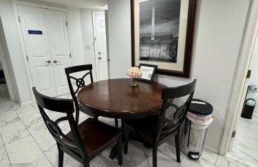 Lovely Remodeled 2bdrm Basement Home - Foto 22