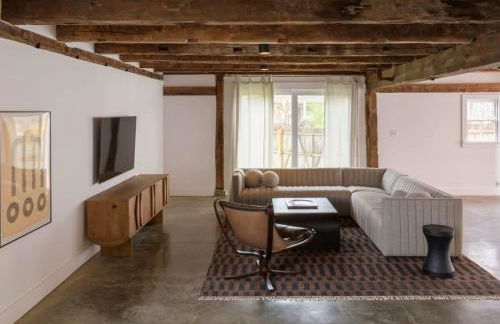 Chic Barn House with Pool - Foto 12