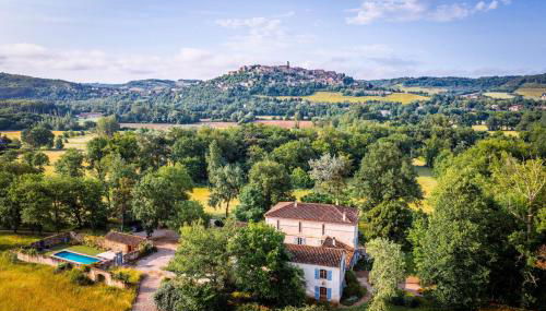 Bastide de Cordes sur Ciel - Piscine chauffée & Parc - Foto 3, Garden view