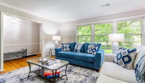 Southern Charm 2BR Greensboro Nest - Photo 5