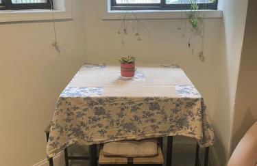 Charming & Spacious Apt in Historic Rowhouse - Foto 5