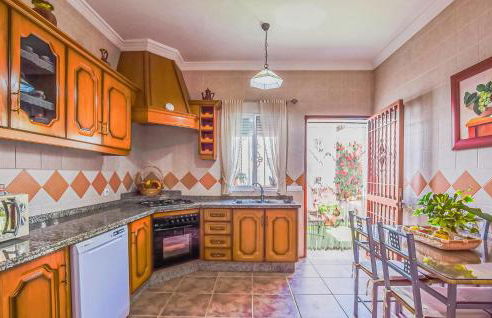 Nice Home In Córdoba With Wifi - Foto 23