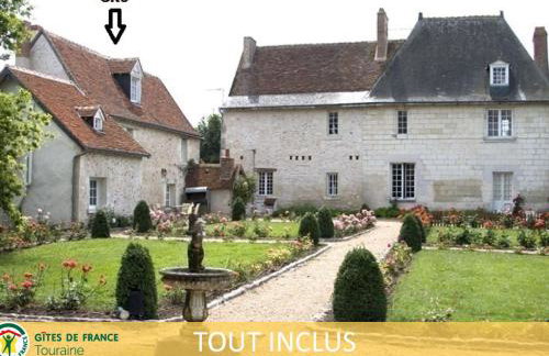 Gîte de charme XVIIe siècle avec jardin clos, balnéo, terrasse panoramique et WIFI près du Château de Villandry - FR-1-381-471 - Foto 1
