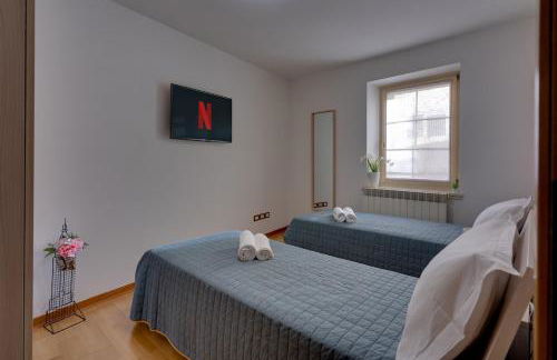 Centro Cormons - 3 Camere Letto & Balcone Privato - Foto 2