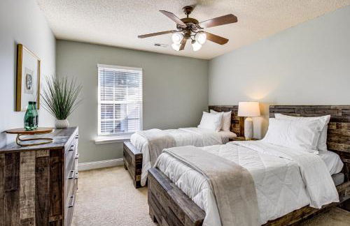 Work-Friendly Madison Home Near Research Park - Photo 15