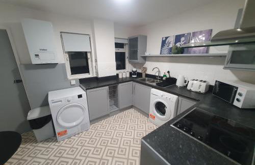 Bright Modern & Spacious 2-Bedroom Apartment - Opposite Penge East Station - 15 mins to Central London! - Foto 14