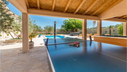 7 Bedroom Awesome Home In Polaca - Foto 5