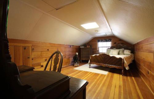 Ahwahnee-be Vintage Cabin - Walk to town! - Foto 15