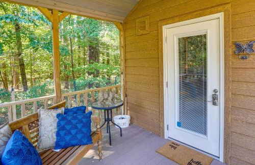 Mayfield Tiny Home with Porch, Walk to Beaches! - Foto 19