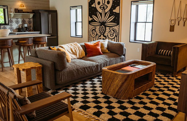 Hudson River Way by Woodstock Way Hotel - Photo 61