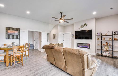 Lakefront Seneca Vacation Rental with Shared Dock! - Foto 6