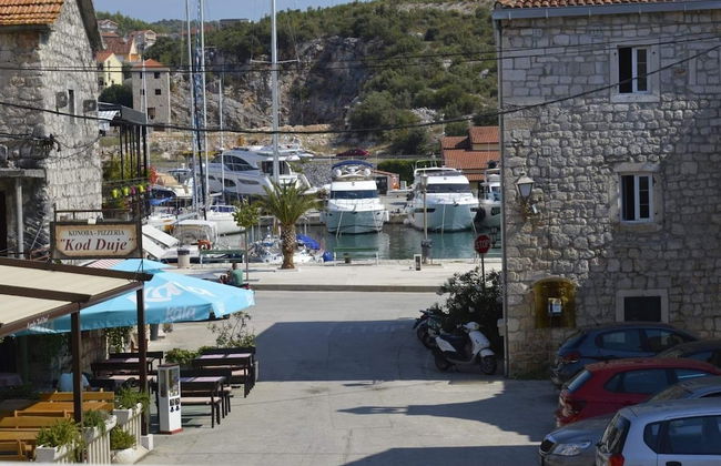 Cute apartment in stone house near sea - Foto 25