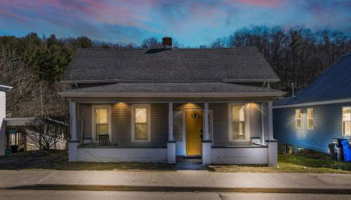 Nostalgic in Nelsonville - Photo 2