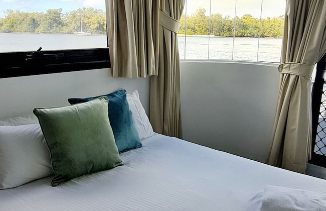 Coomera Houseboat Holidays - Foto 14