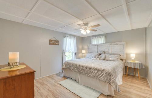 Lake Sinclair Escape Screened Porch, Modern Style - Foto 10