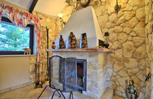 Domek nad stawem - Foto 1