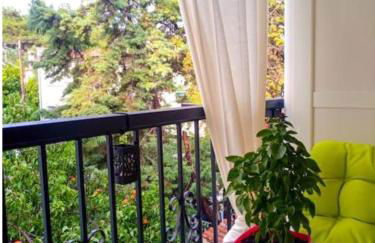 Orchid Apartments - Photo 4