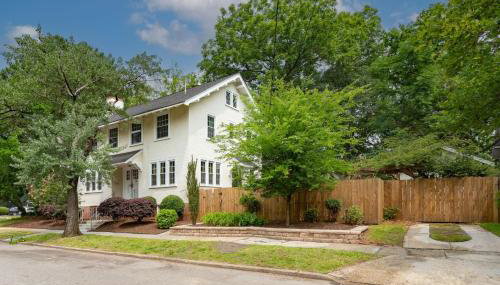 Massive 6 bedroom home with a Pool - Foto 2