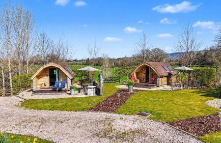 Willow Stylish pod with peaceful rural views - Photo 33