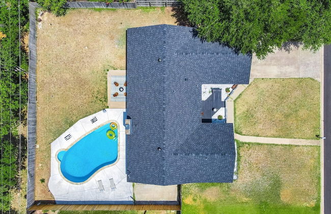 Sinatra Fun 5BD Home Huge Pool Game Room - Foto 68