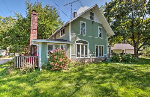 Pet-Friendly Home with Views of Lake Delavan! - Foto 1