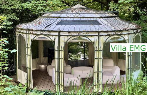 Luxus Ferienhaus Villa EMG Dortmund in Ennepetal, nah Düsseldorf, Köln mit Tennis Court, Garten, Kamin für Familien Gruppen bis 20 Personen - Foto 52