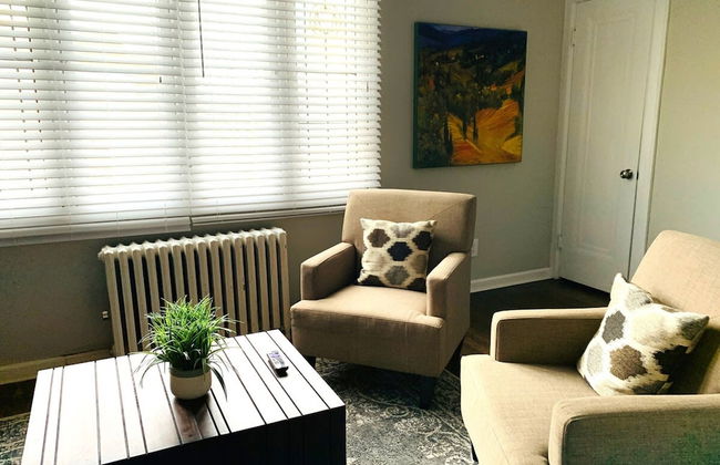 Great 6 Bedroom Peaceful Family Retreat in the University District - Foto 27