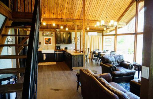 The Nature House a Secluded Canal front Cabin - Foto 2