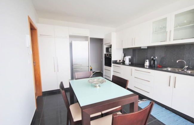 Farious Villa - Photo 8