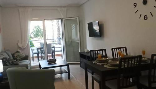 2 Bed Apt - Close To Beach - Pool - Balcony - Foto 4