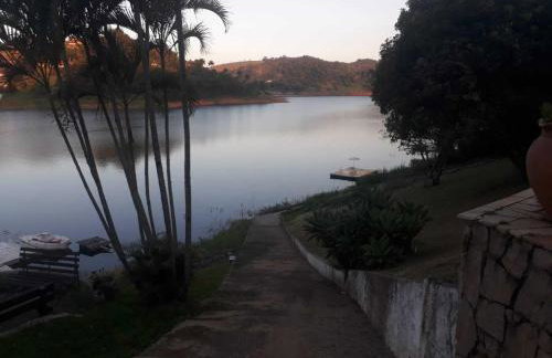 MARAVILHOSO SÍTIO NA BEIRA DA REPRESA - Foto 19