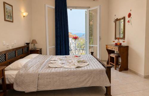 Des Roses Hotel - Photo 33