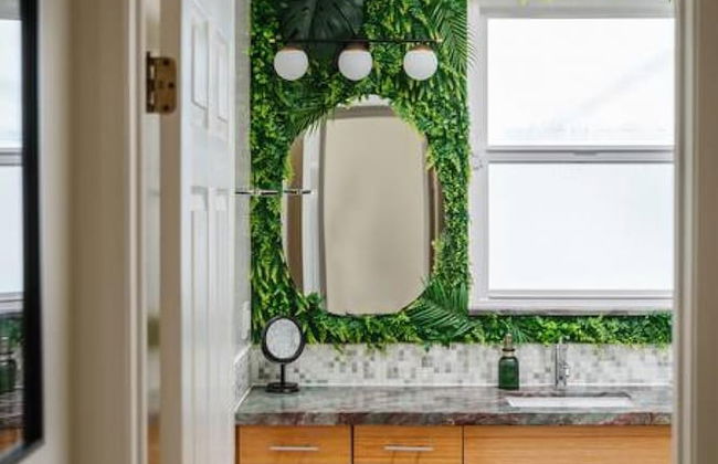 Hollywood Hills Sunset Strip Home w Hottub - Photo 21