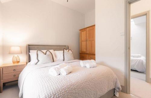 Mycock Cottage - Photo 27