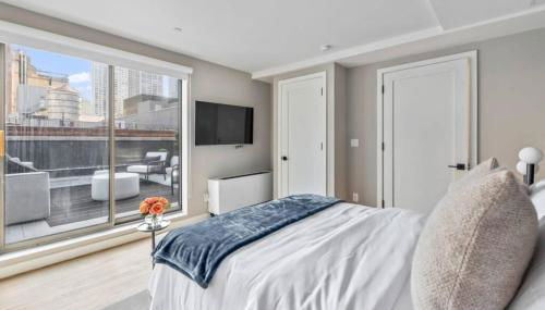 3BR Penthouse Suite with Massive Private Rooftop - Foto 5