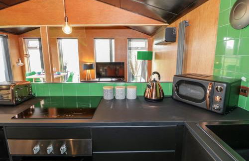 The Tractor Shed - Photo 11