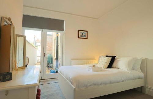 Hotwells spacious flat sleeps three - Foto 12