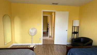 Sunny Orlando Oasis - Cozy 2 Bedroom house near Disney - Foto 3