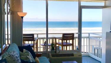 Beach Daze - Ocean front at Symphony Beach Club! - Photo 3