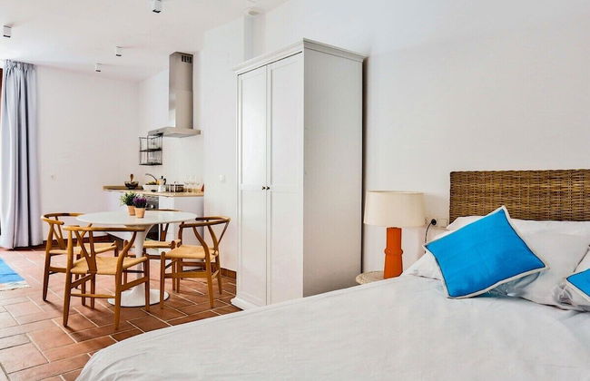 APARTAMENTOS PUERTA SEVILLA DE CORDOBA - Photo 4