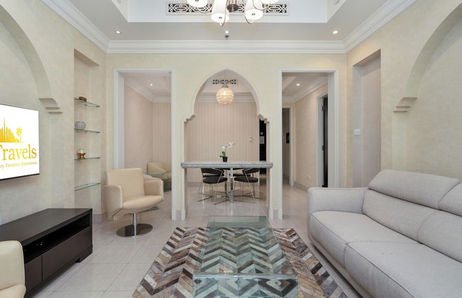 Lux BnB I Souk Al Bahar I Burj Khalifa Views - Photo 22