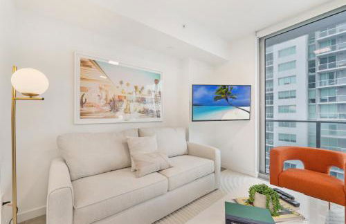 Designer Studio Downtown Miami with Rooftop Pool and Gym - Foto 15