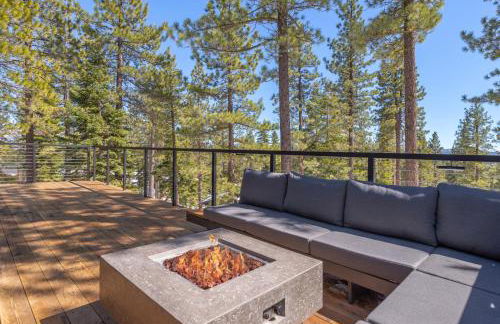 Modern Eco Retreat with Hot Tub and Views - Foto 34