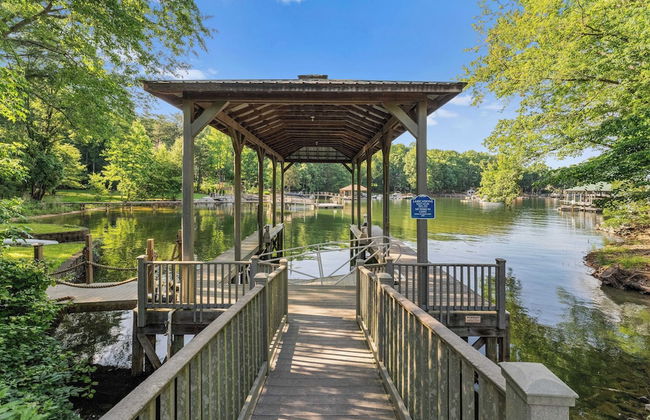 Shoreway Cove by Avantstay Waterfront, Pool, Dock - Foto 10