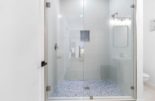 2 Million Villa Heated Pool w Luxury Spa 6BR & 6BR Waterfront by Canal - Foto 62