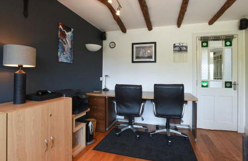 Air Maison - Stunning House in Clanfield Family and Remote Workers Friendly - Foto 69