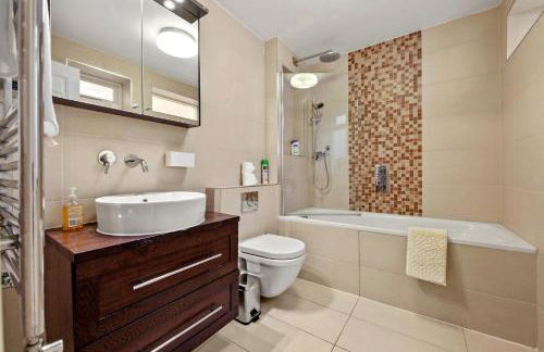 2BR Stylish Apartment in Euston and near Camden with Private Roof Terrace - Foto 4